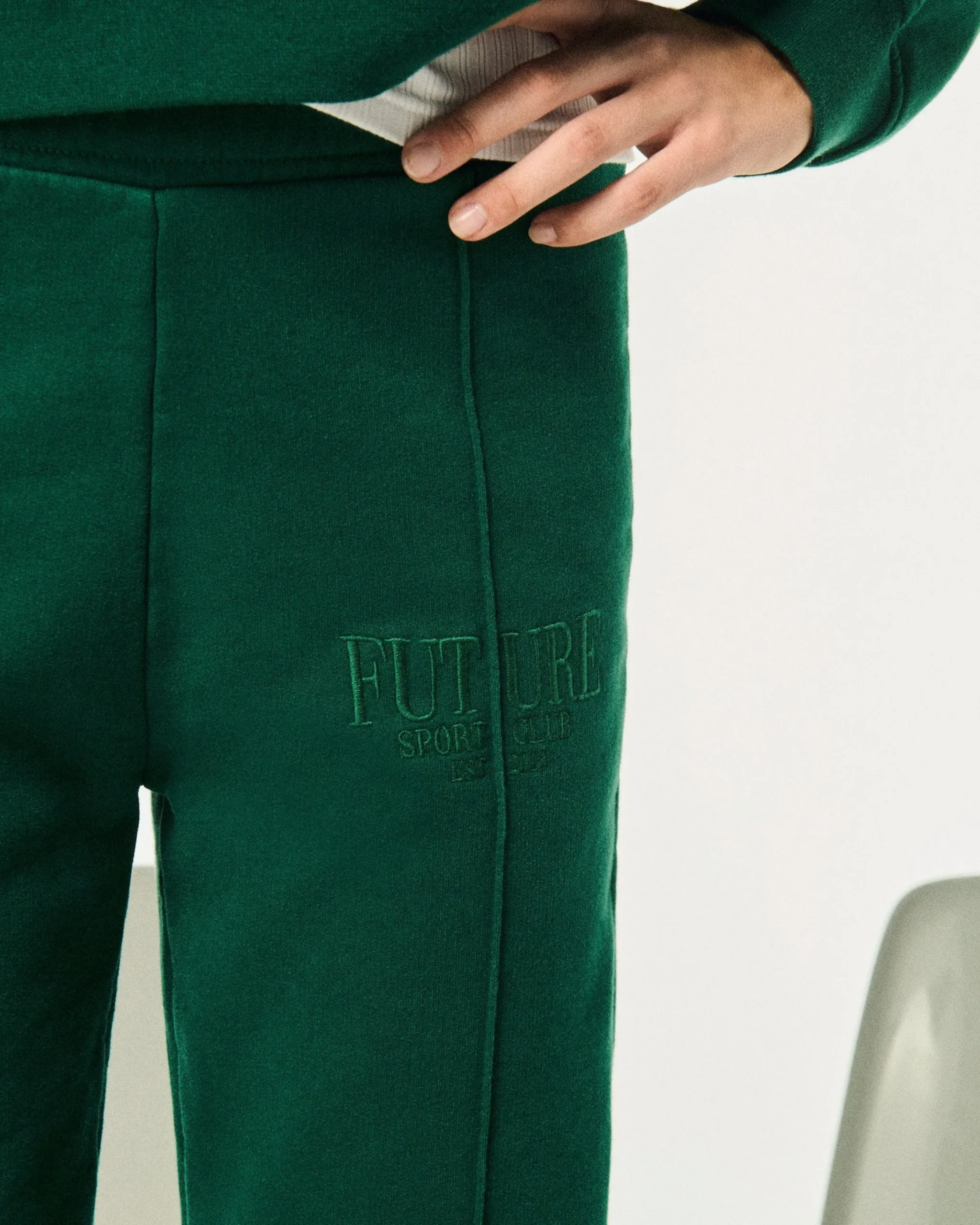 FROM FUTURE Joggers Dritti CollegeGreen Flash Sale