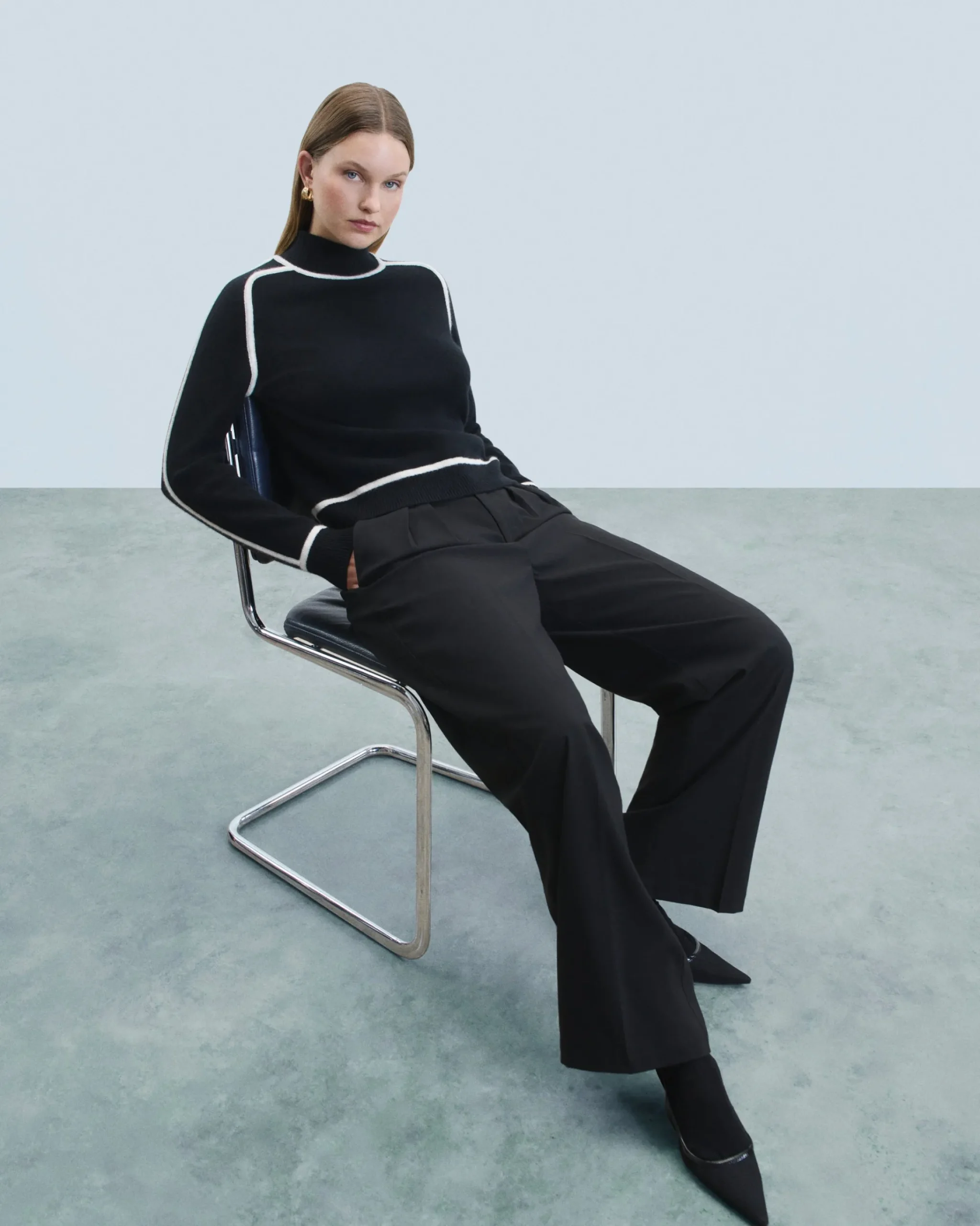 FROM FUTURE Maglione Collo alto Nero Hot