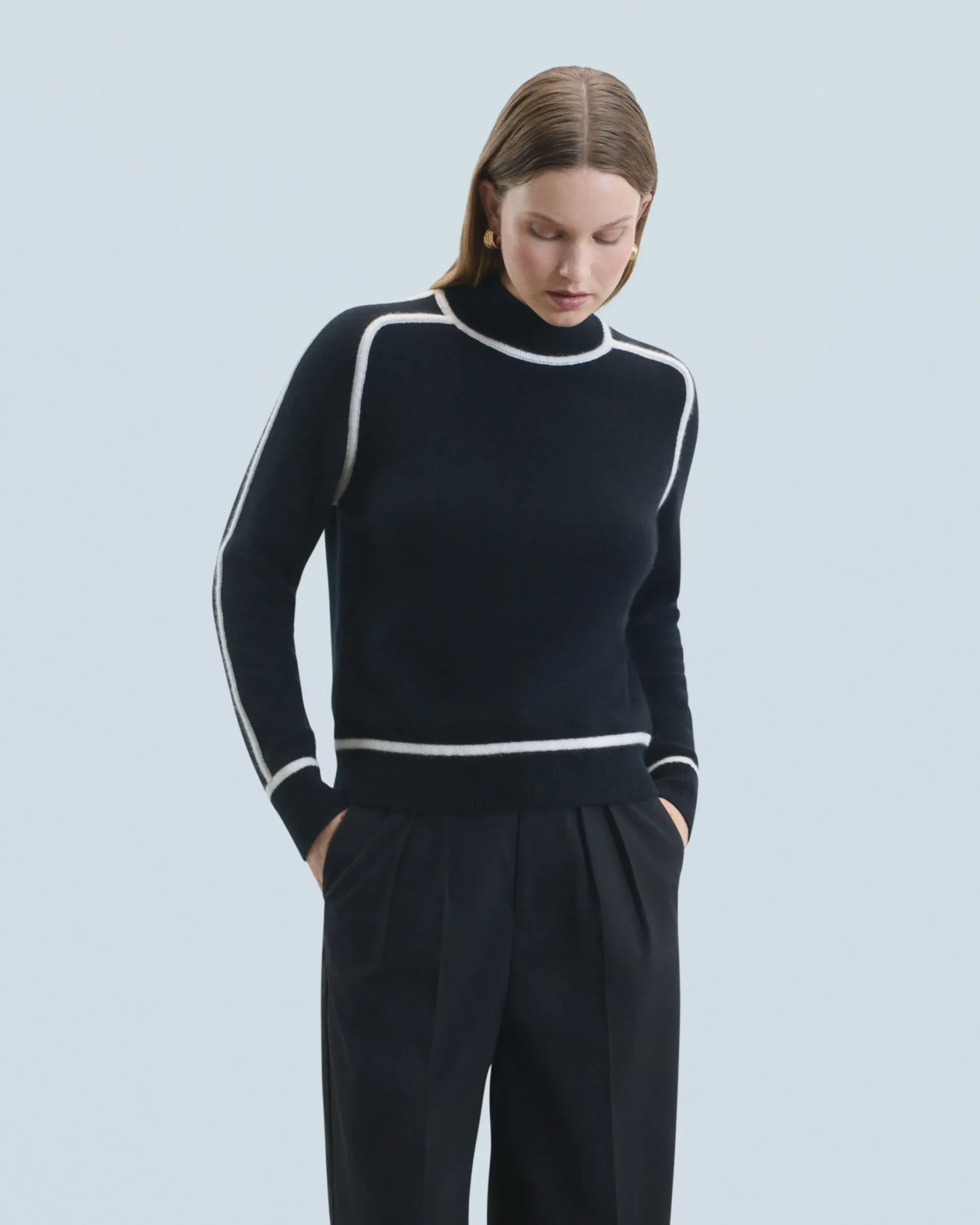 FROM FUTURE Maglione Collo alto Nero Hot