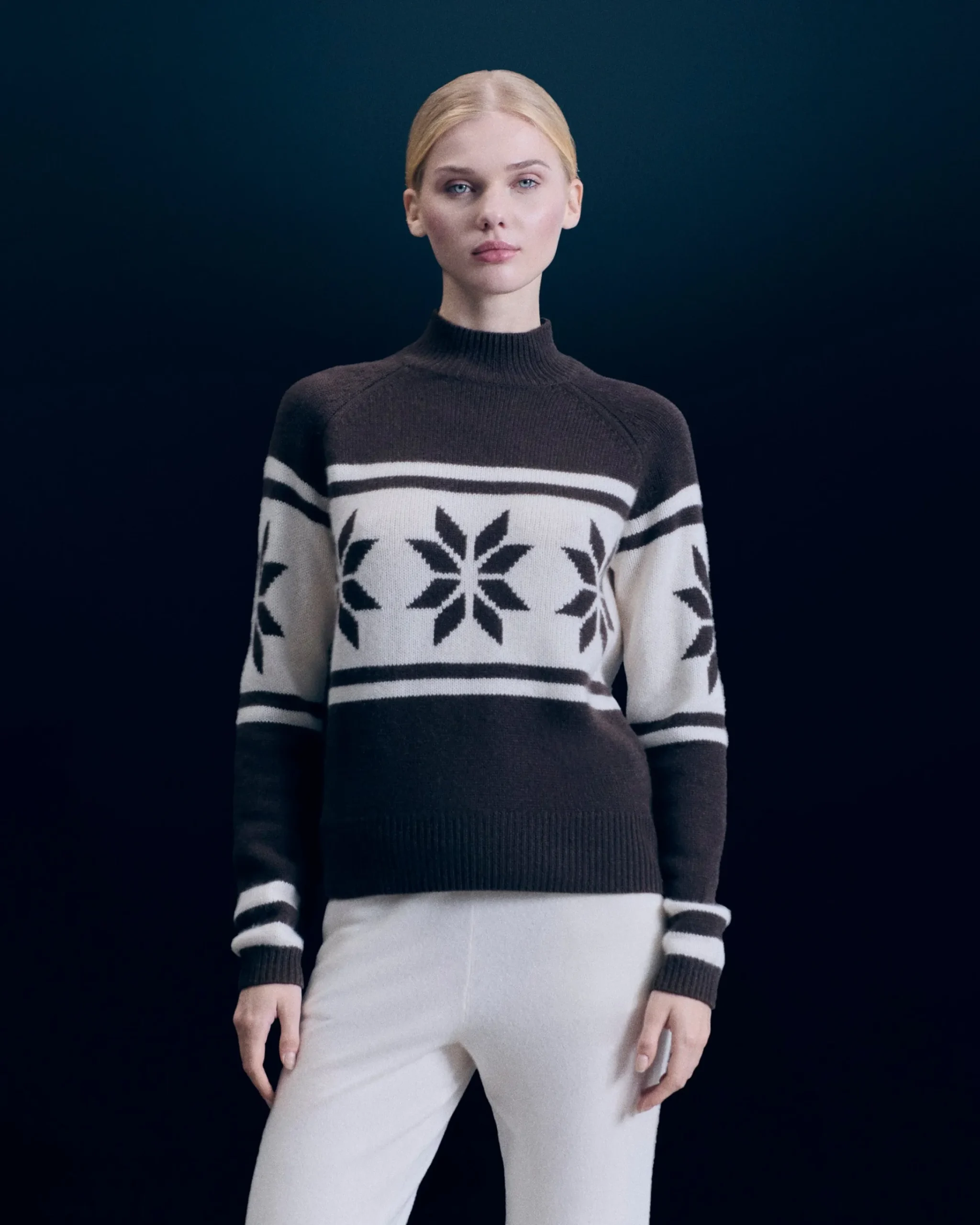 FROM FUTURE Pullover Collo alto Fiocchi di neve Cioccolato New
