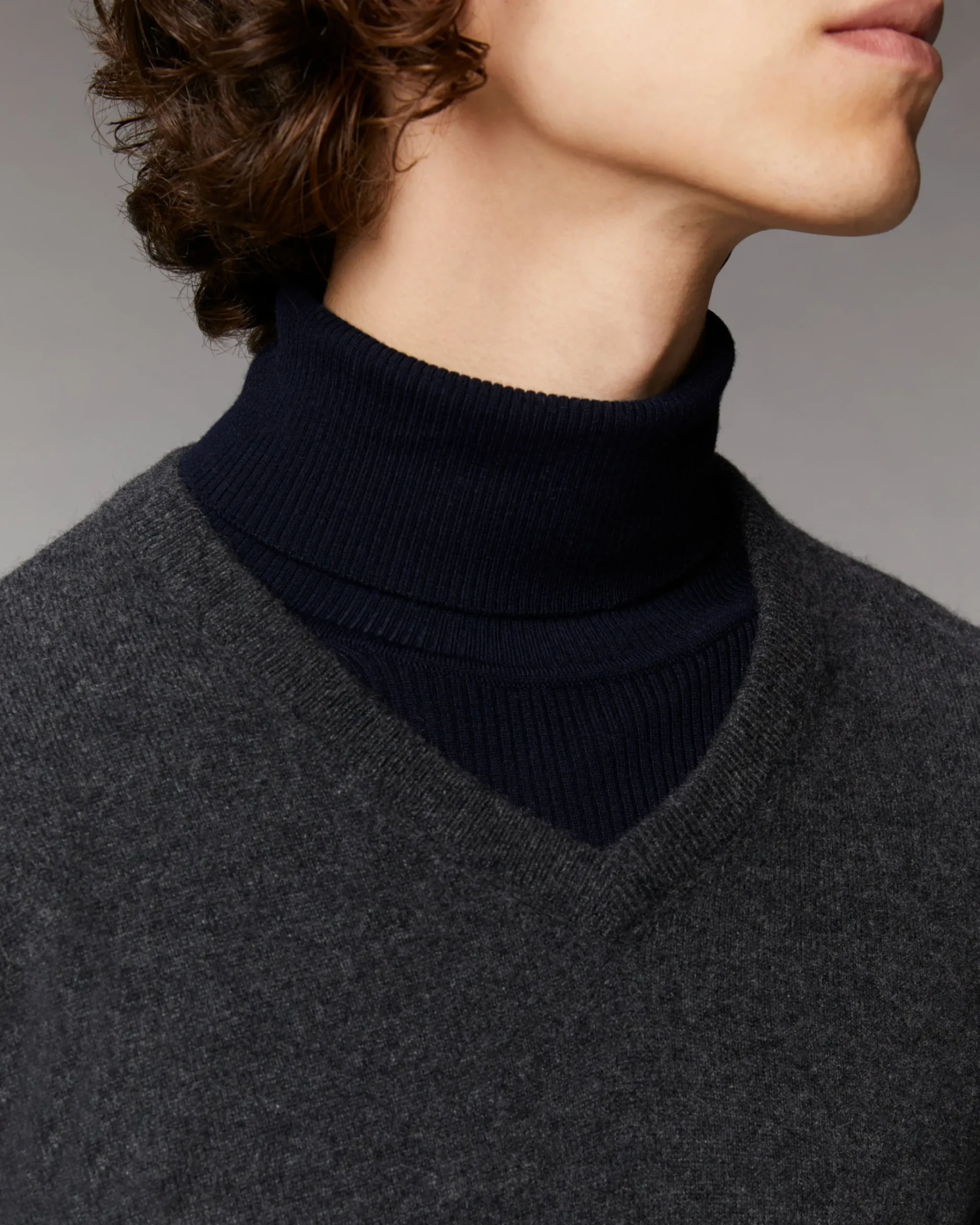 FROM FUTURE Pullover Scollo a V Basic Grigioantracite Cheap