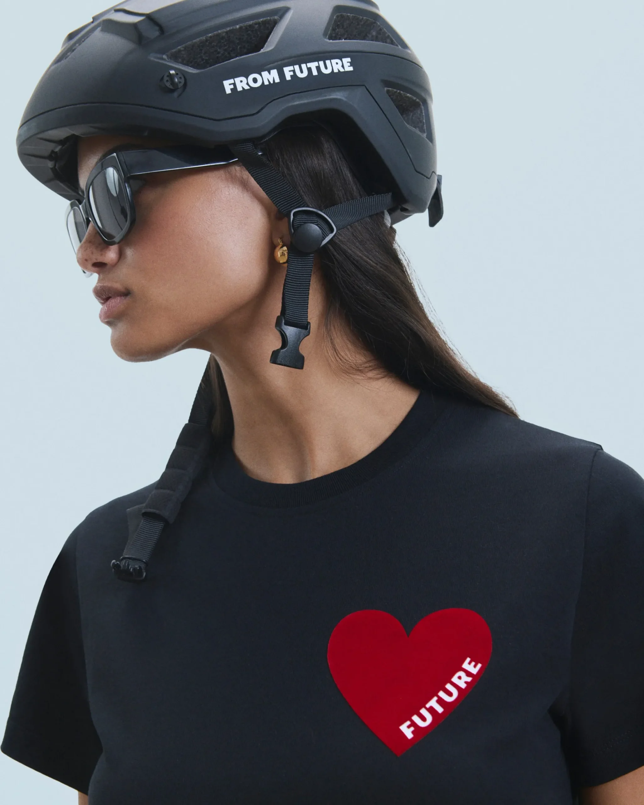 FROM FUTURE T-Shirt Scollo tondo Cuore Nero Cheap