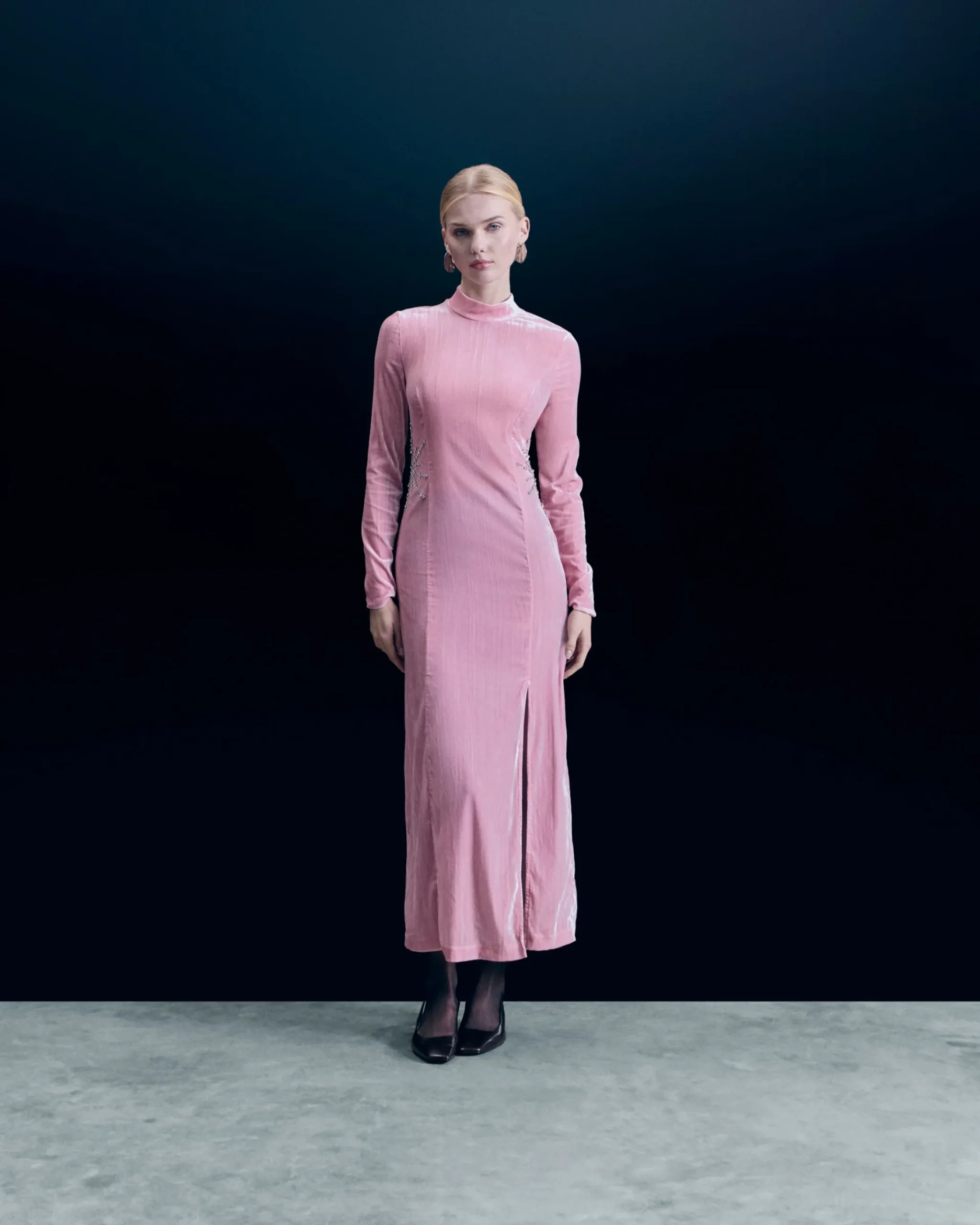 FROM FUTURE Vestito Lungo Maniche lunghe Velluto crinkle CrystalPink Cheap